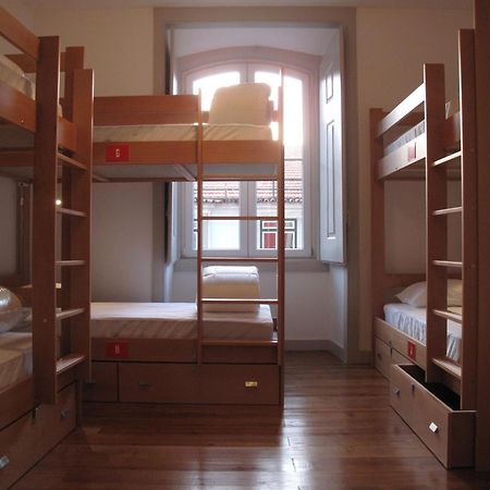 Inn Possible Lisbon Hostel חדר תמונה
