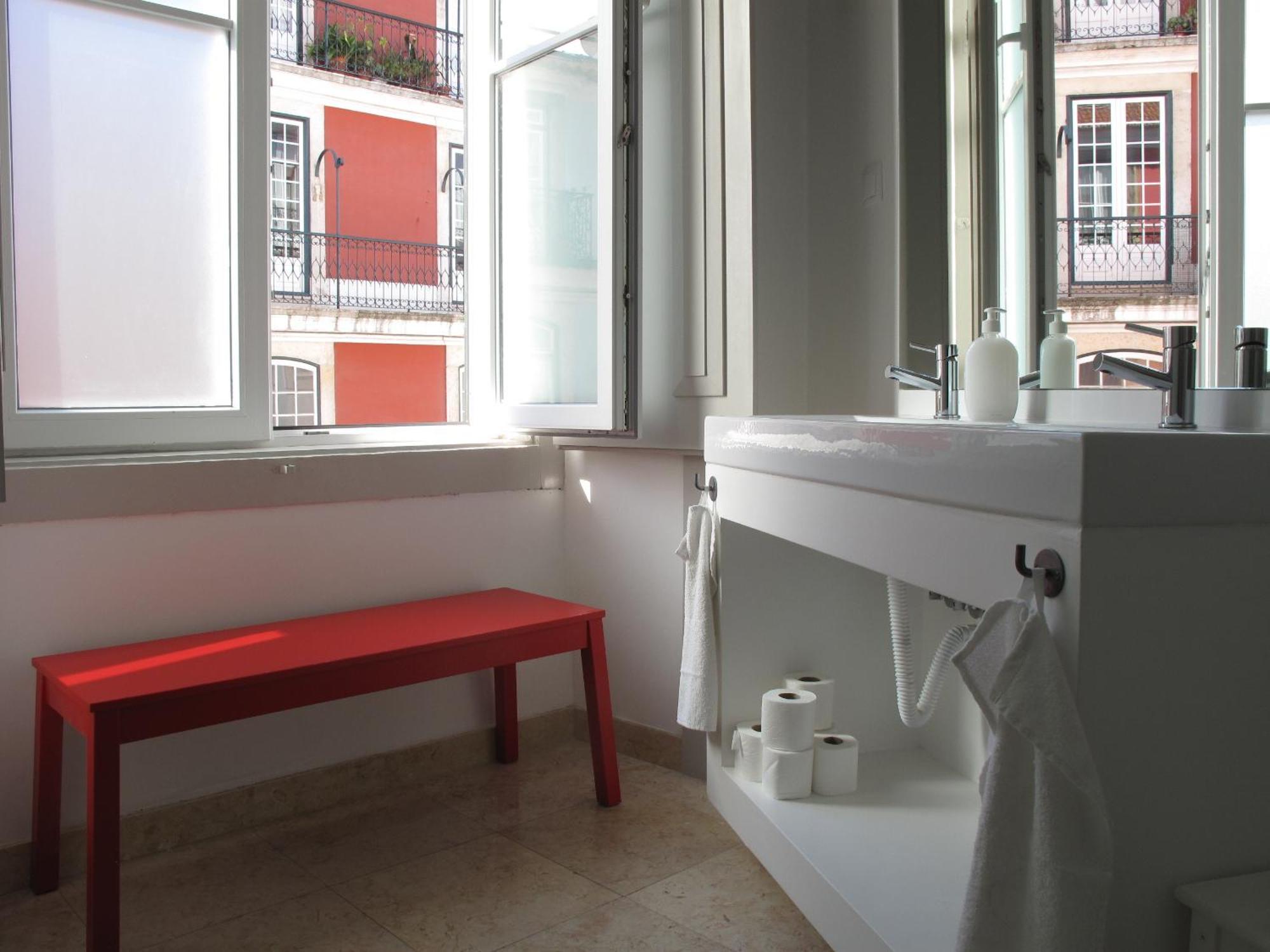 Inn Possible Lisbon Hostel חדר תמונה