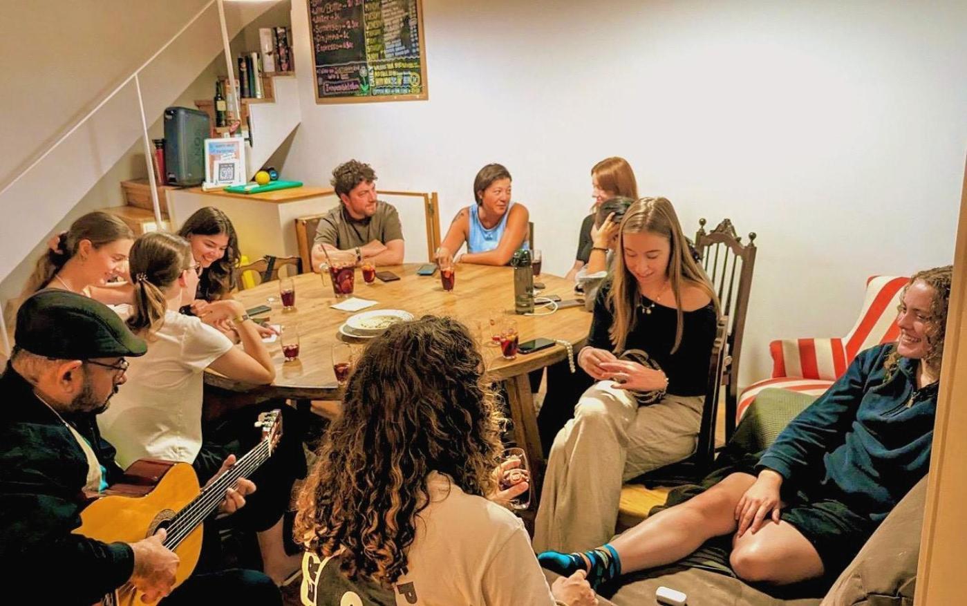 Inn Possible Lisbon Hostel מראה חיצוני תמונה