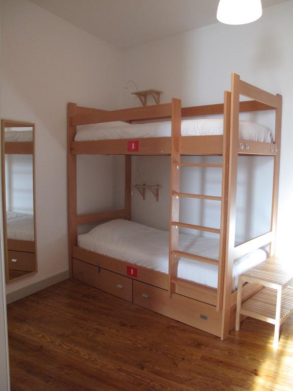 Inn Possible Lisbon Hostel חדר תמונה