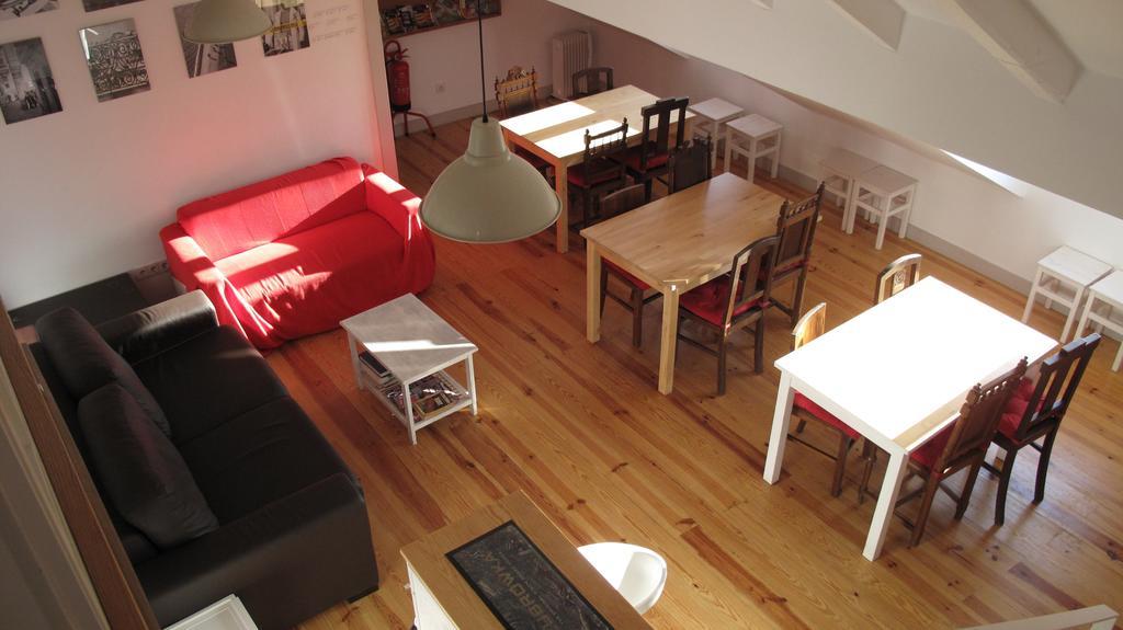 Inn Possible Lisbon Hostel מראה חיצוני תמונה