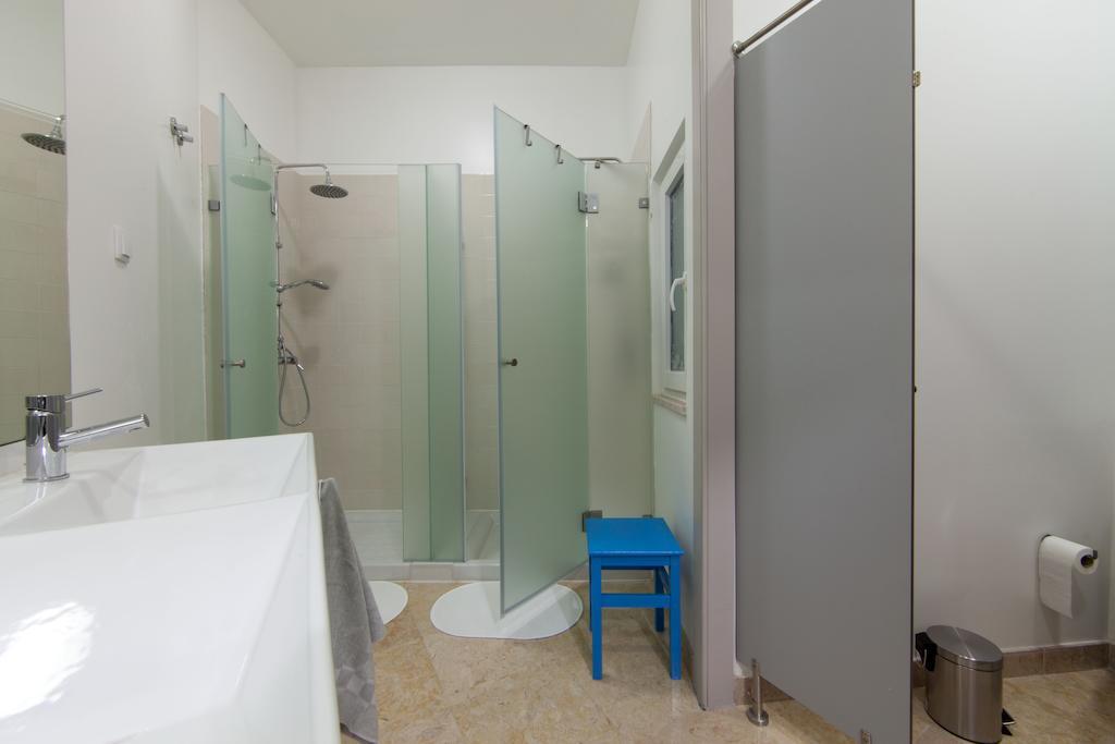 Inn Possible Lisbon Hostel חדר תמונה