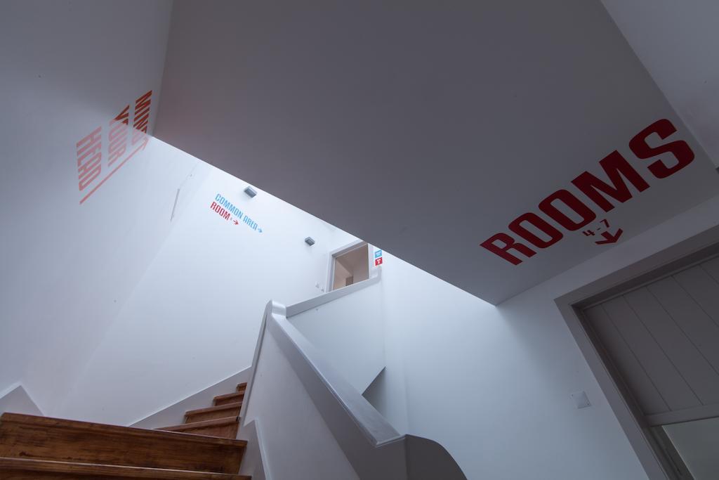 Inn Possible Lisbon Hostel מראה חיצוני תמונה