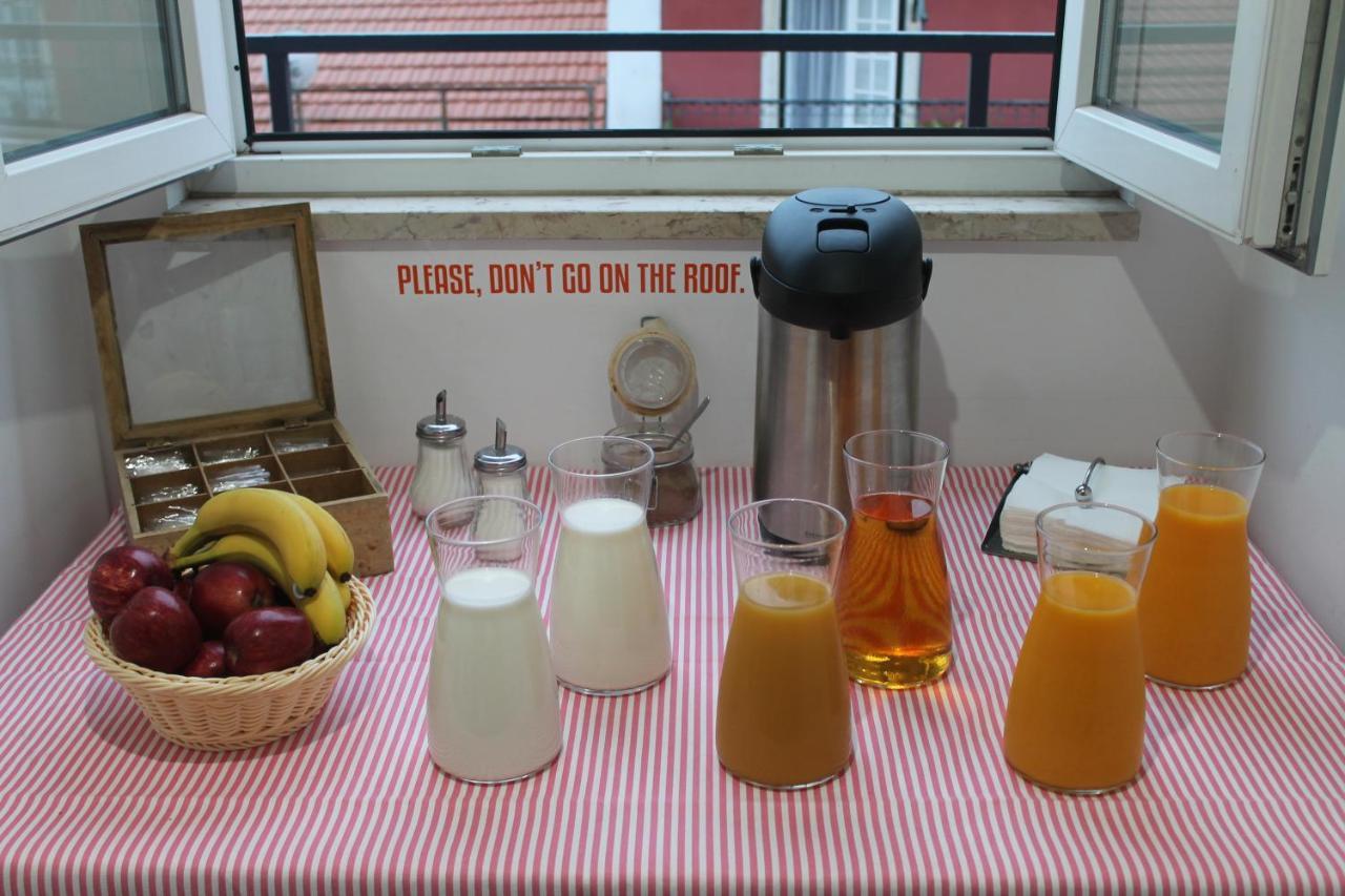 Inn Possible Lisbon Hostel מראה חיצוני תמונה