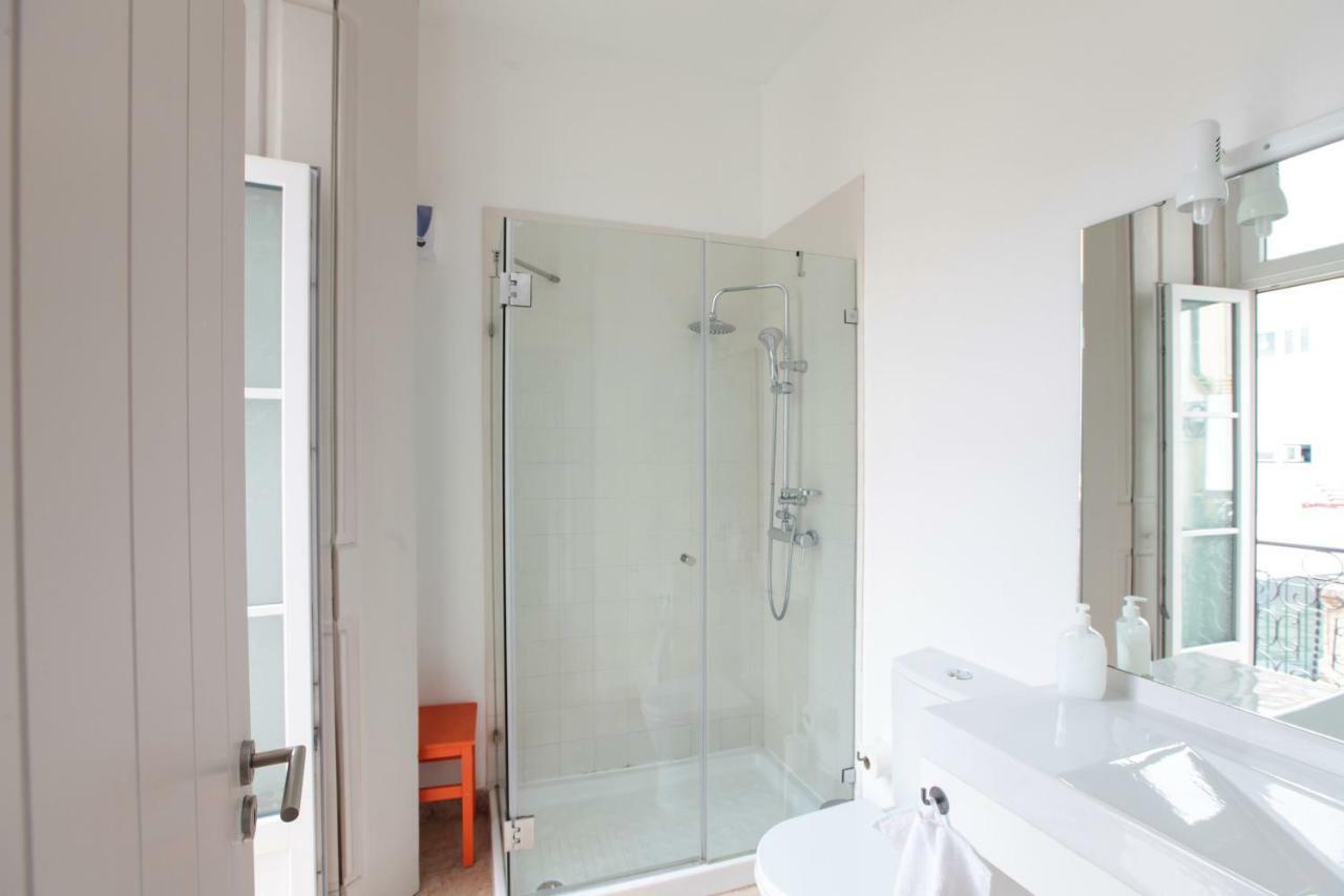 Inn Possible Lisbon Hostel מראה חיצוני תמונה
